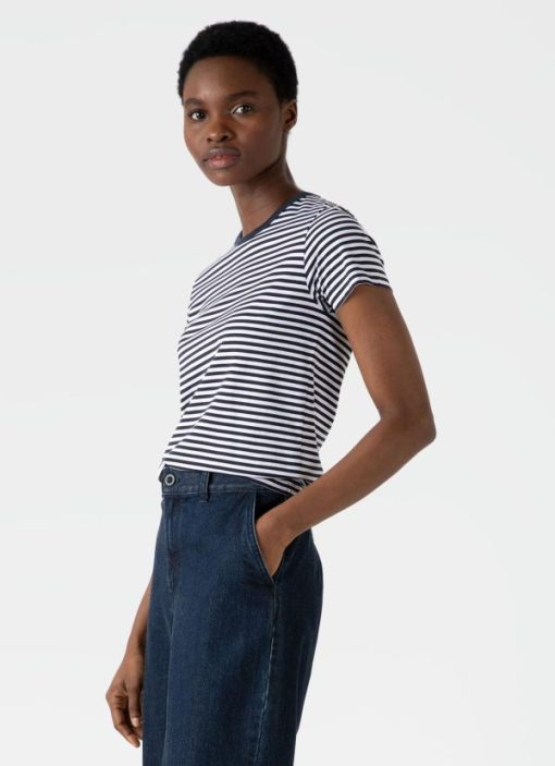 Theperfectpairdenim.shop5b7473b760 1